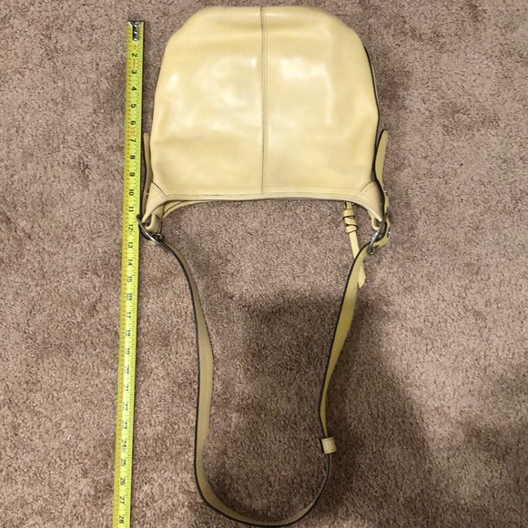 RARE VTG BUTTERCUP YELLOW COACH SHOULDER DUFFEL CONVERTIBLE LEATHER BUCK… - Picture 11 of 16